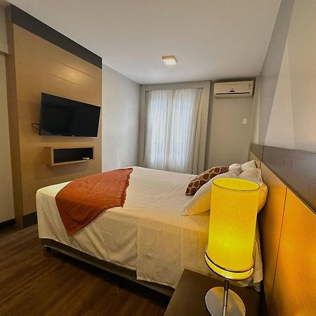 Central Park Flat Residence - Home Time ฟลอเรียนอโปลิส ภายนอก รูปภาพ