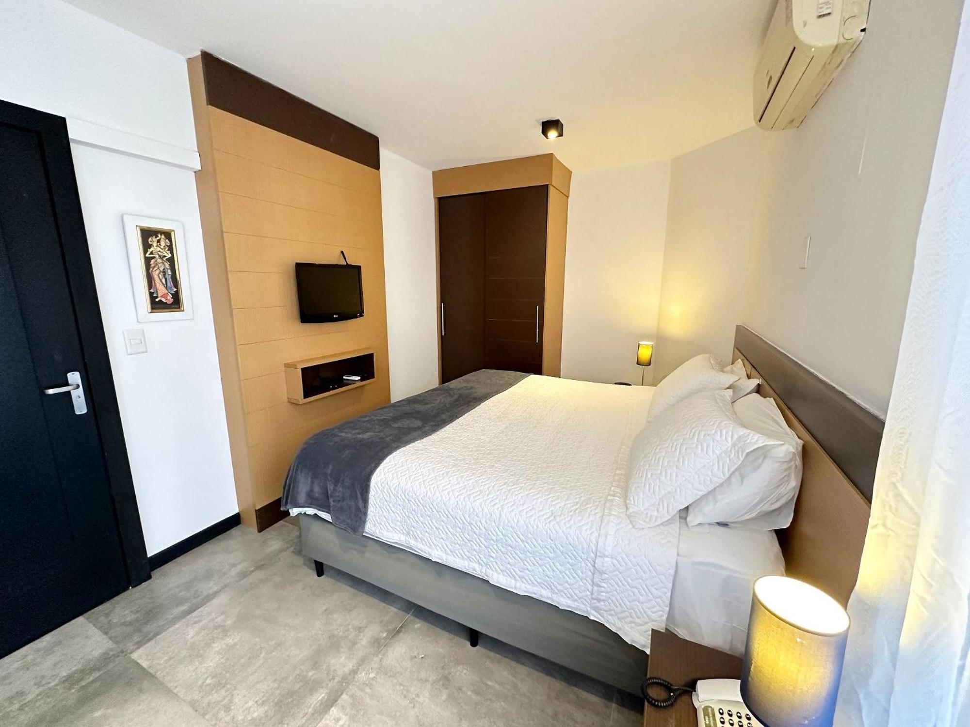 Central Park Flat Residence - Home Time ฟลอเรียนอโปลิส ภายนอก รูปภาพ
