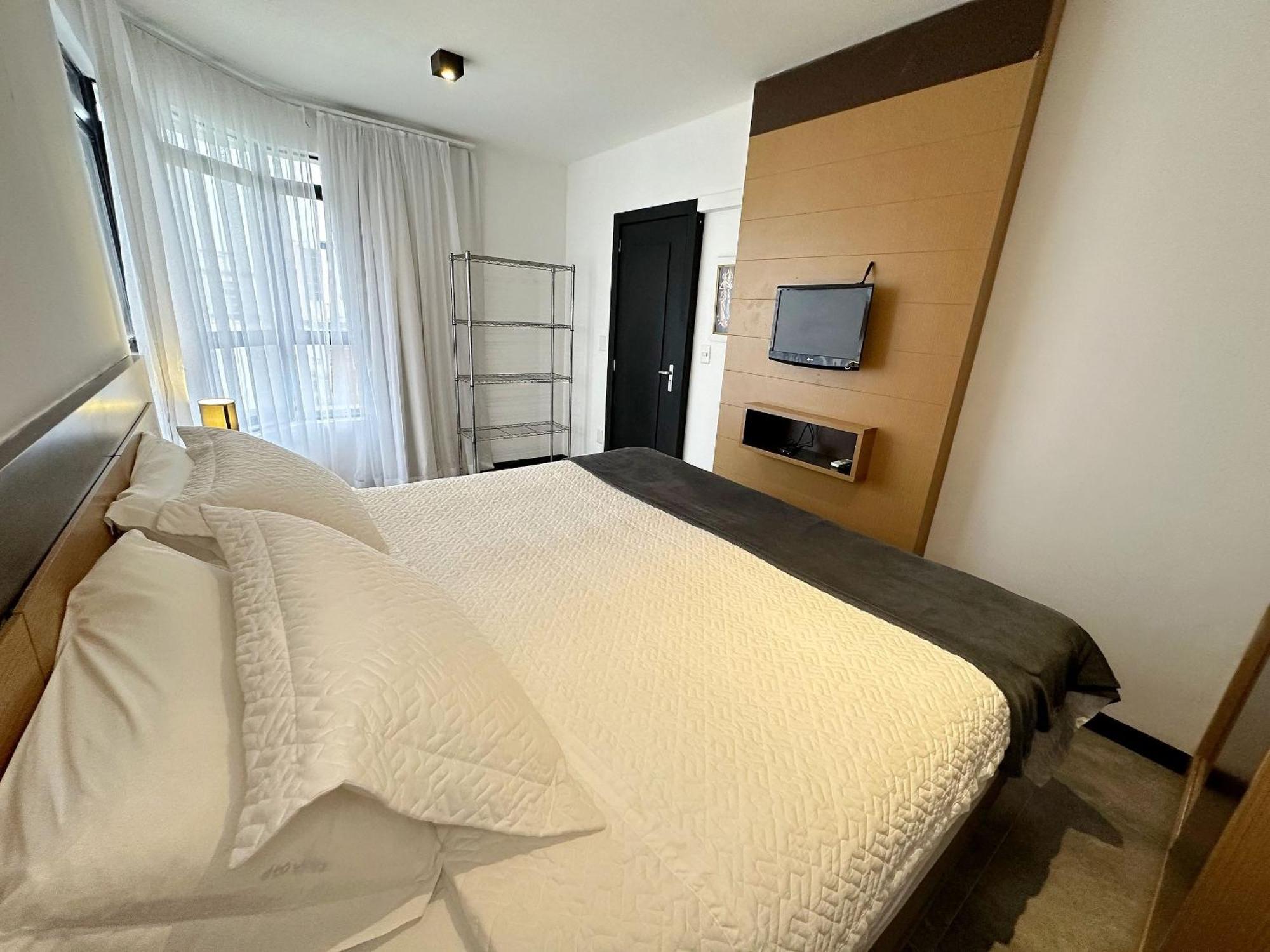 Central Park Flat Residence - Home Time ฟลอเรียนอโปลิส ภายนอก รูปภาพ