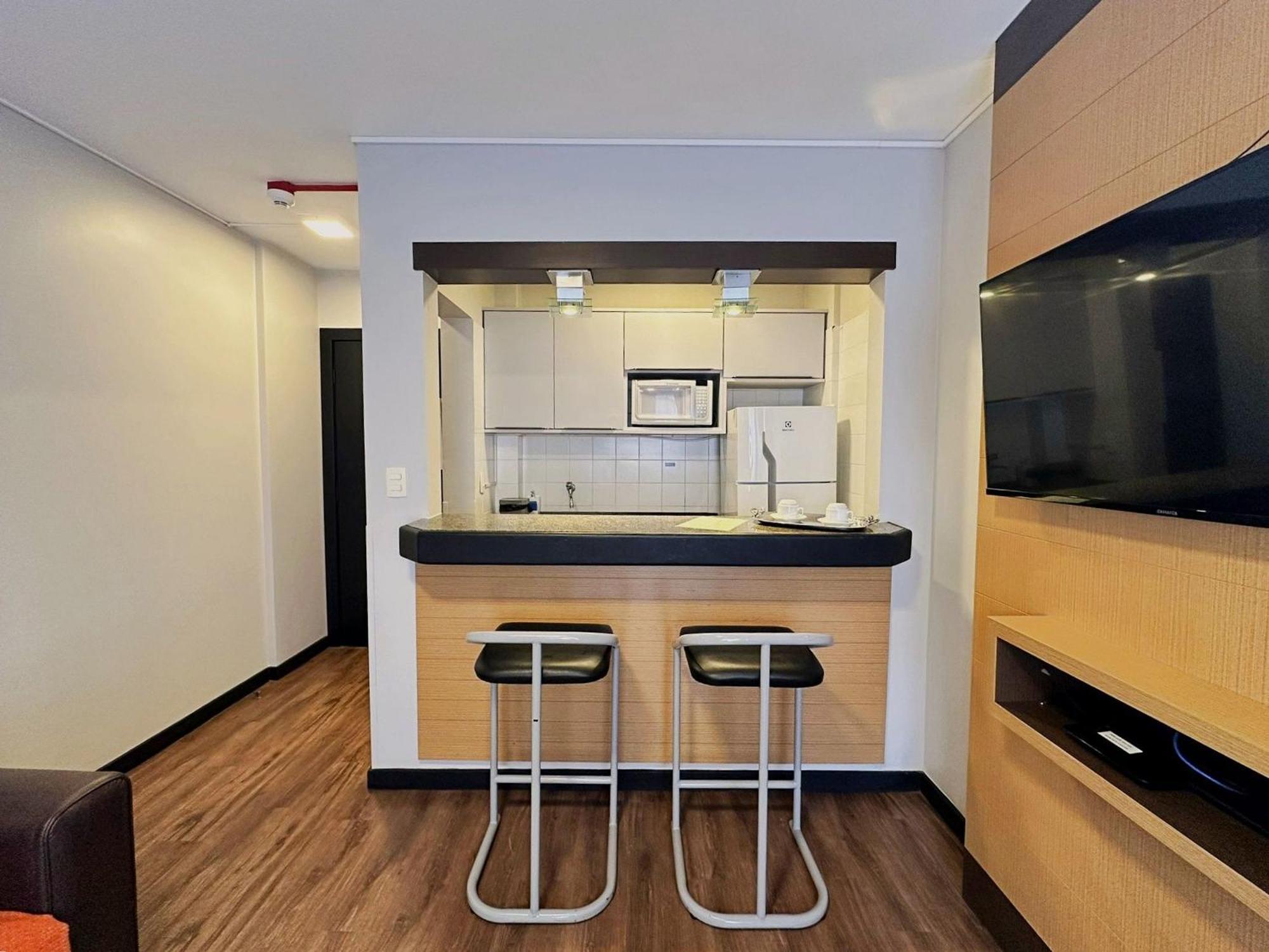 Central Park Flat Residence - Home Time ฟลอเรียนอโปลิส ภายนอก รูปภาพ