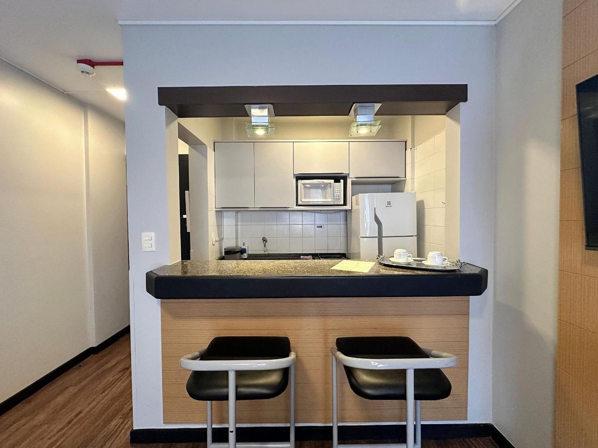 Central Park Flat Residence - Home Time ฟลอเรียนอโปลิส ภายนอก รูปภาพ